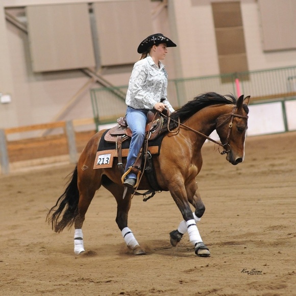 Meet your Posher, Paige - Picture 7 of 9